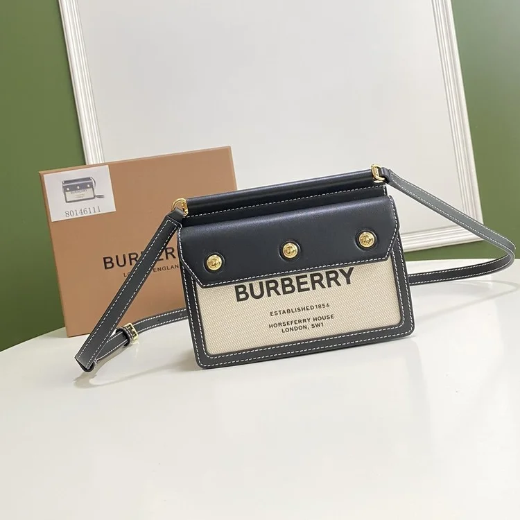 버버리 호스페리 캔버스 숄더백