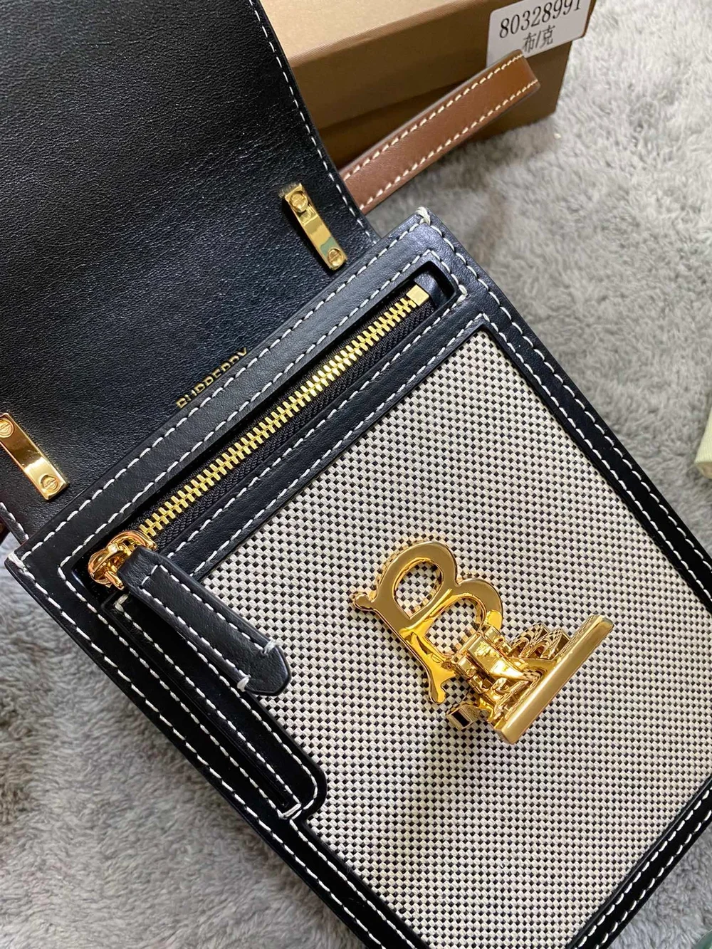 버버리 로빈 투톤 미니백