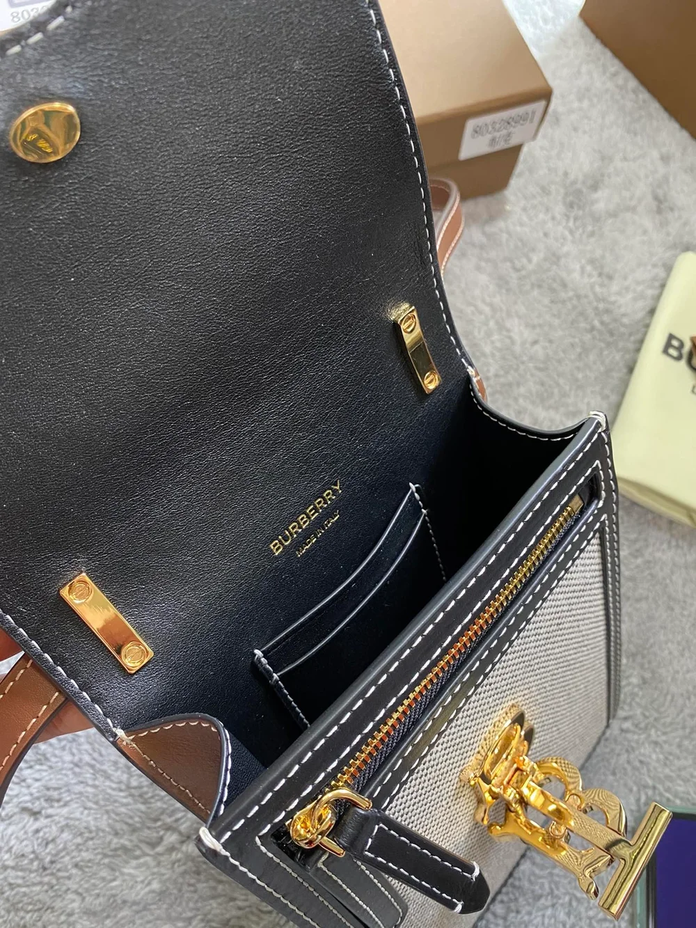 버버리 로빈 투톤 미니백