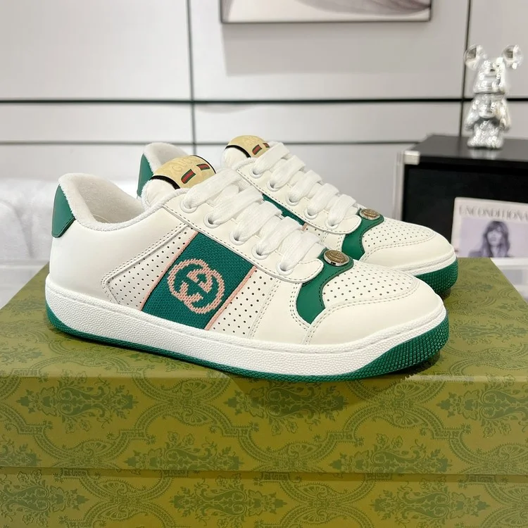 구찌 스크리너  GG 스니커즈