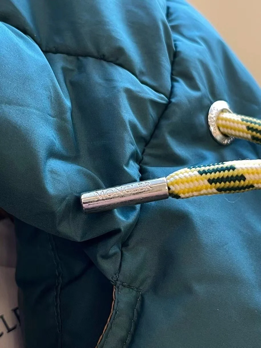 몽클레어 마리벨레스 쇼트 다운 자켓 그린