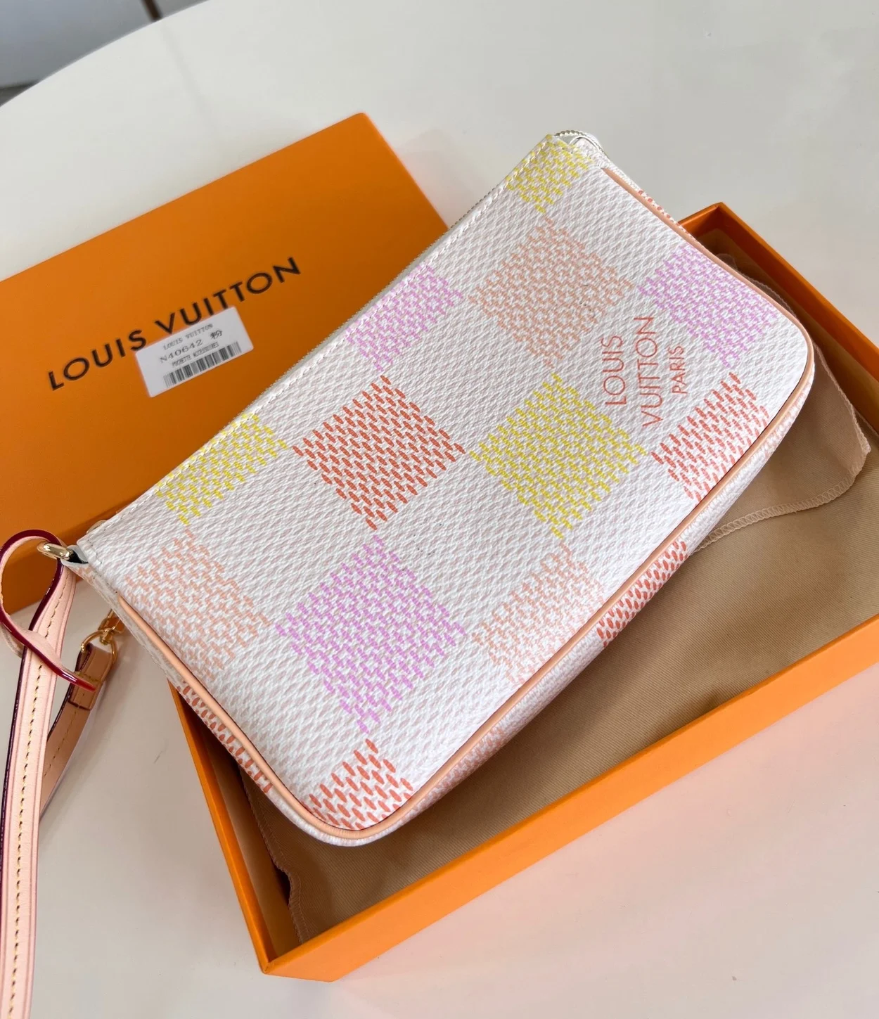 루이비통 포쉐트 악세서리 N40642