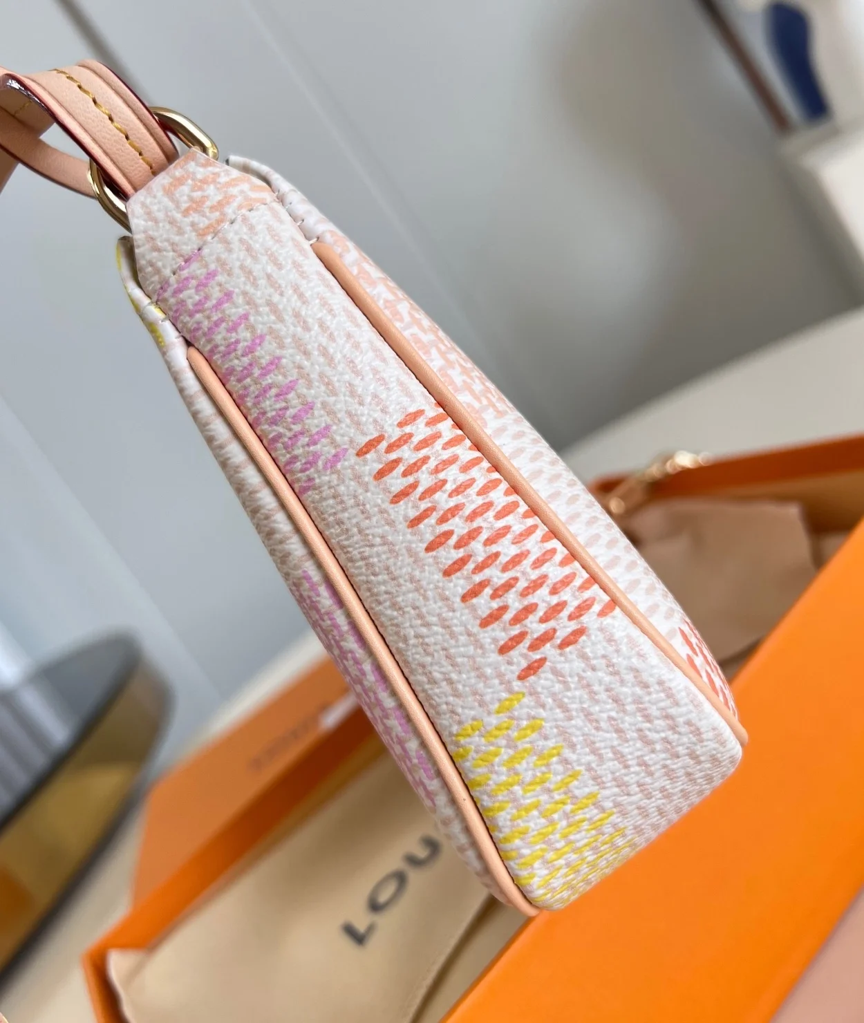 루이비통 포쉐트 악세서리 N40642