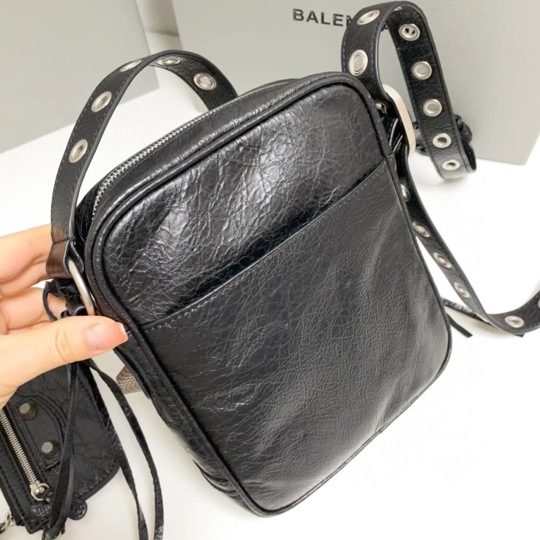 발렌시아가 블랙 르 카골 메신저백