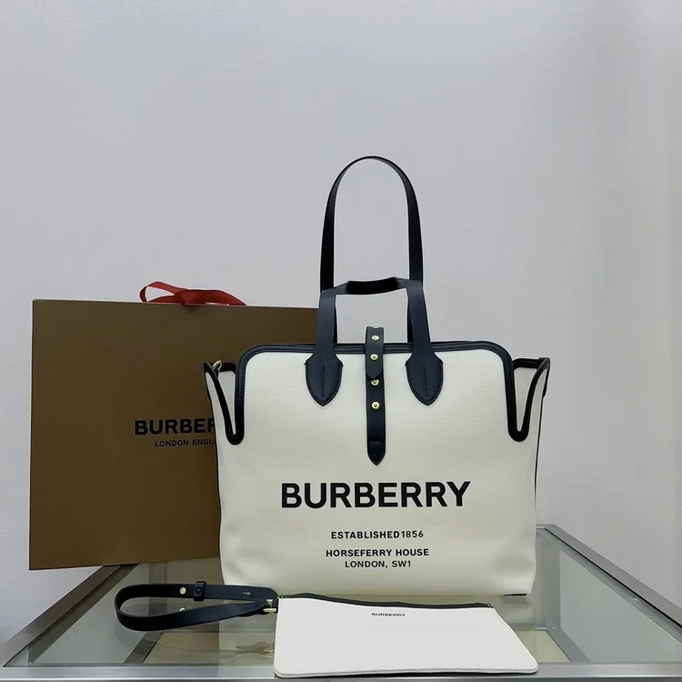 버버리 호스페리 벨트 토트백