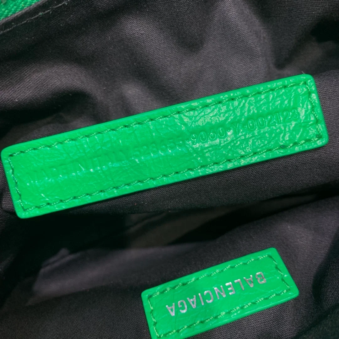 발렌시아가 네오 르카골 xs 숄더백 그린