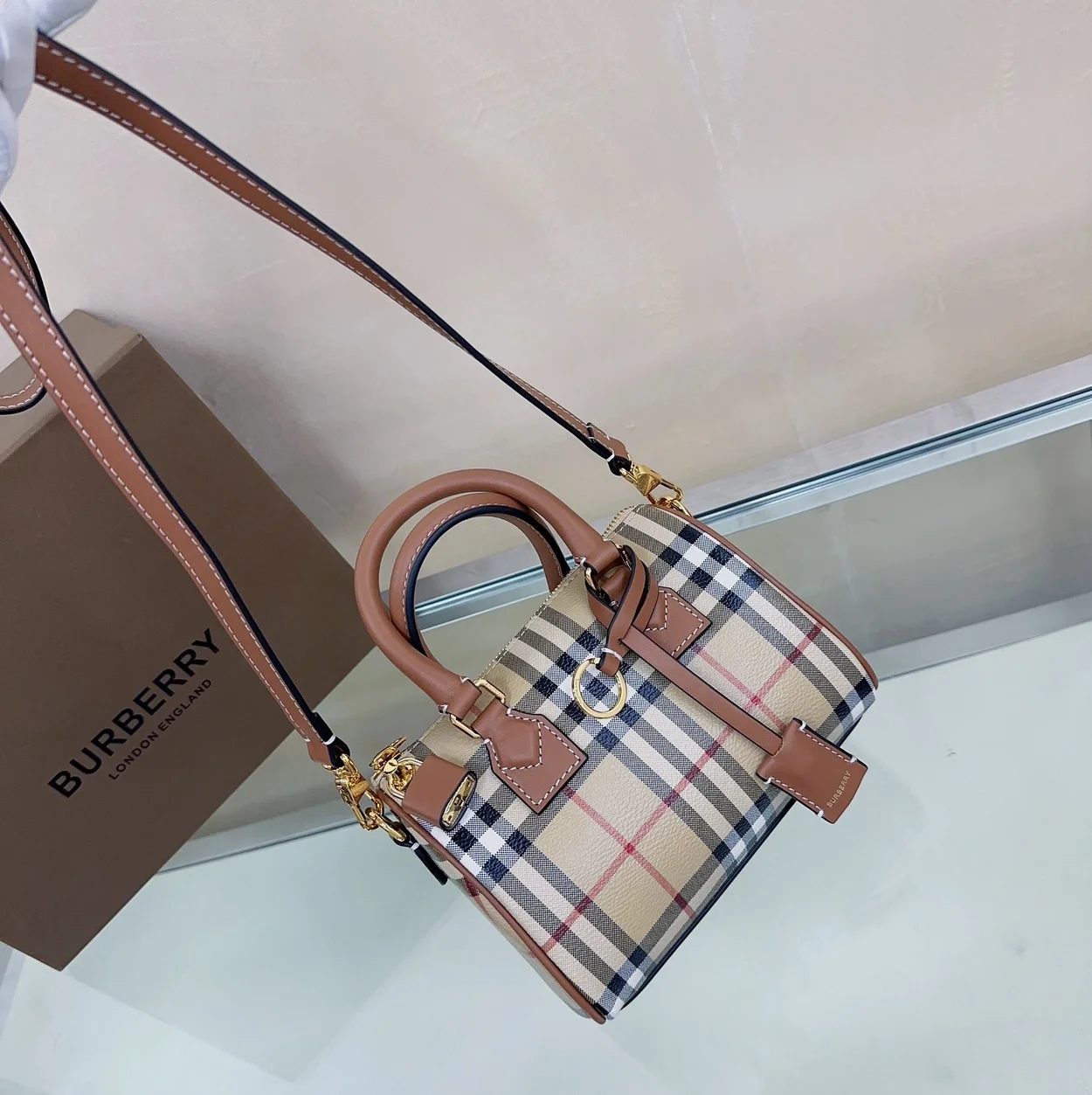 버버리 미니 체크 볼링백