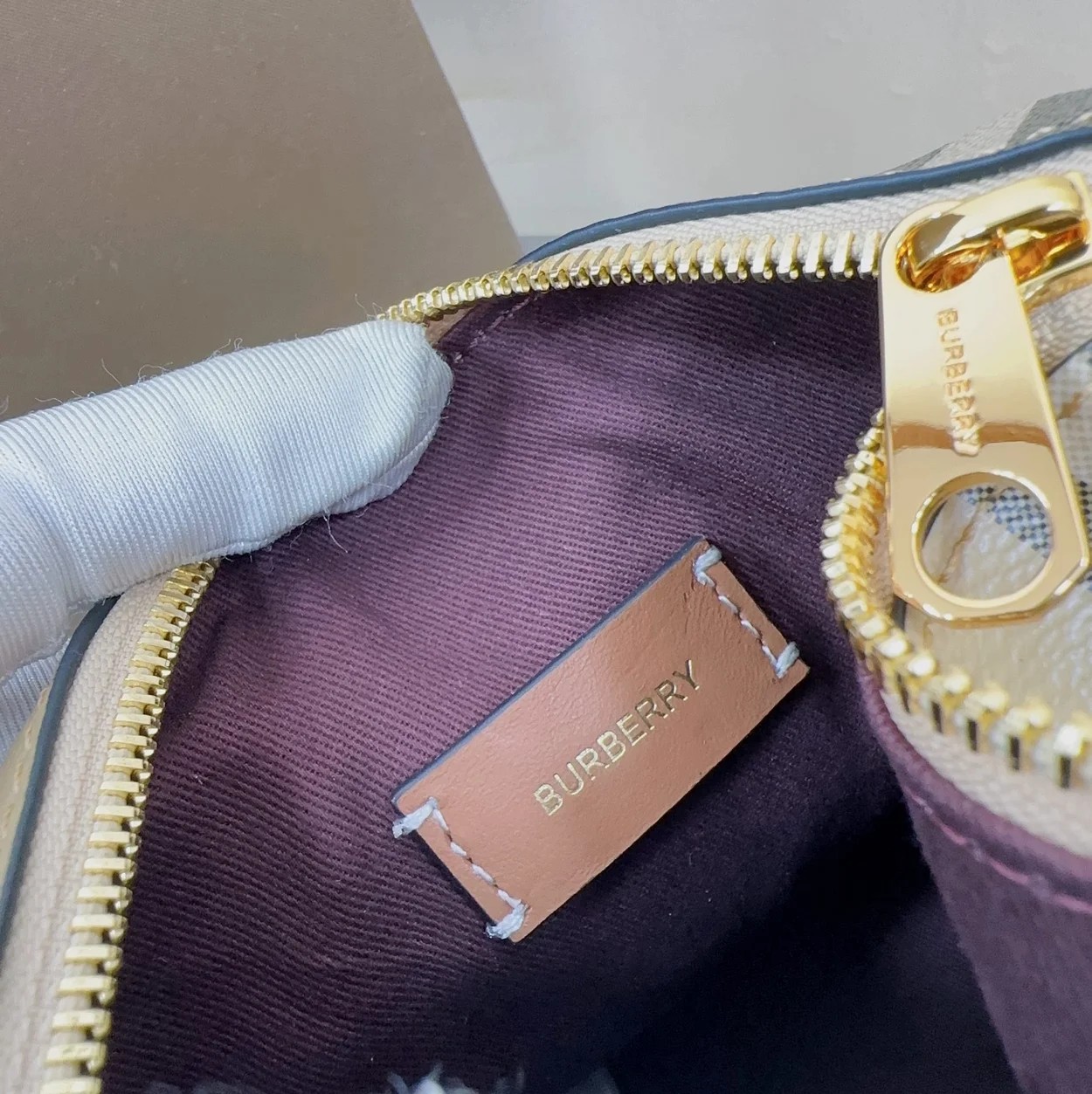 버버리 미니 체크 볼링백