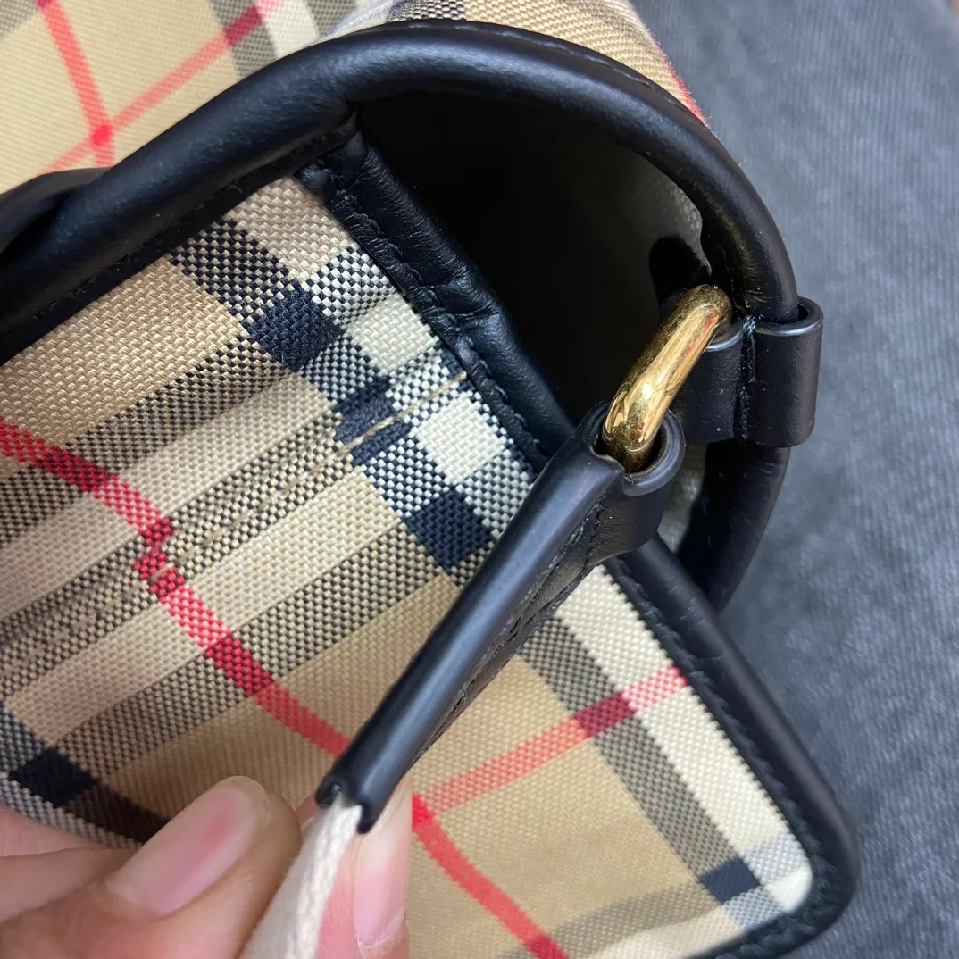 버버리 체크 토트백