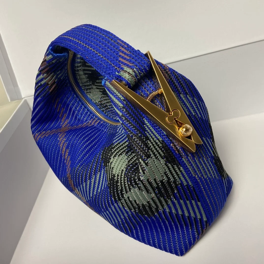 버버리 미니 페그 더플백 블루