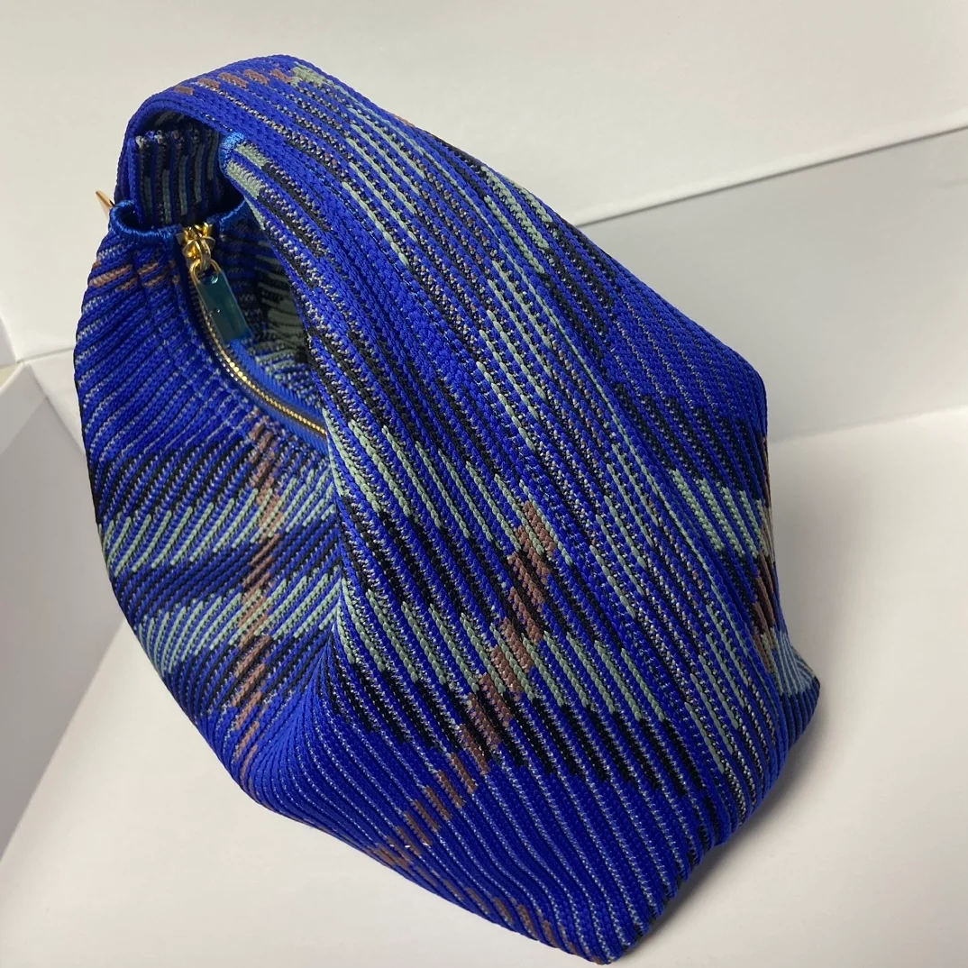 버버리 미니 페그 더플백 블루