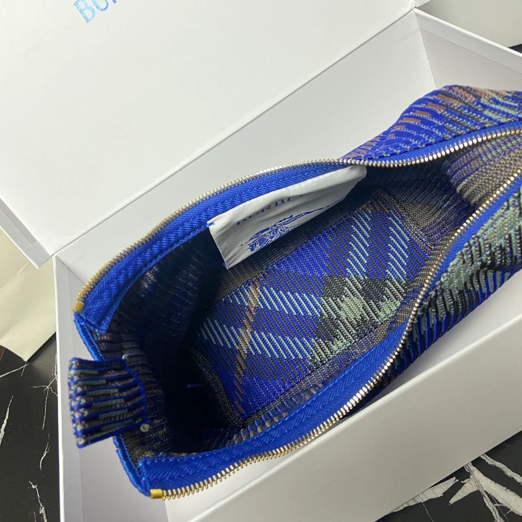 버버리 미니 페그 더플백 블루