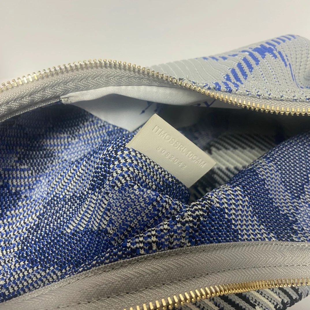 버버리 미니 페그 더플백 블랙