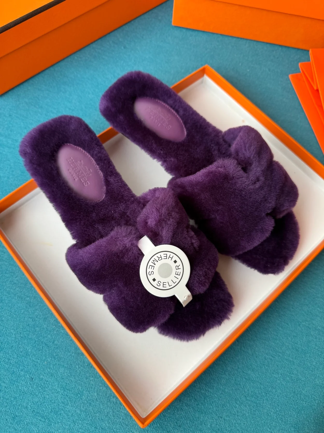 에르메스 오란 샌들 퍼플