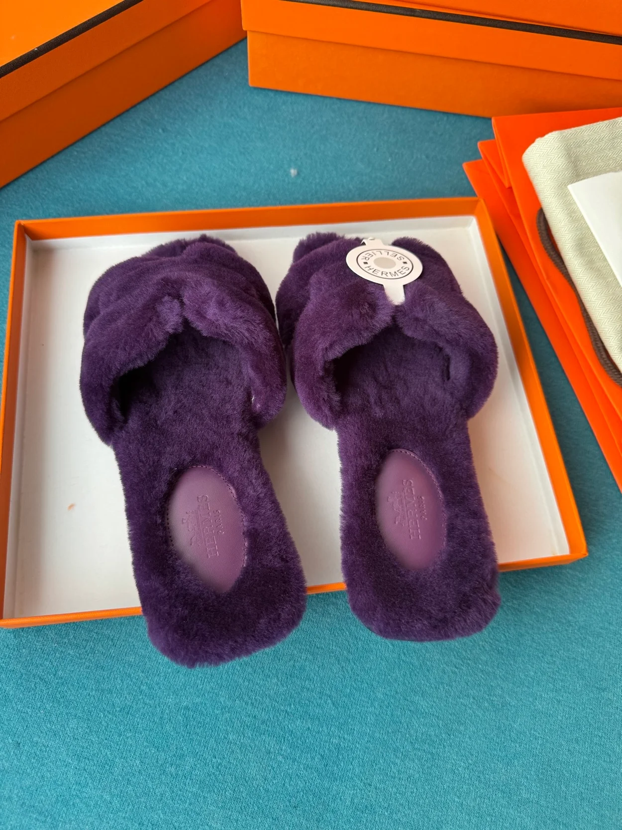 에르메스 오란 샌들 퍼플