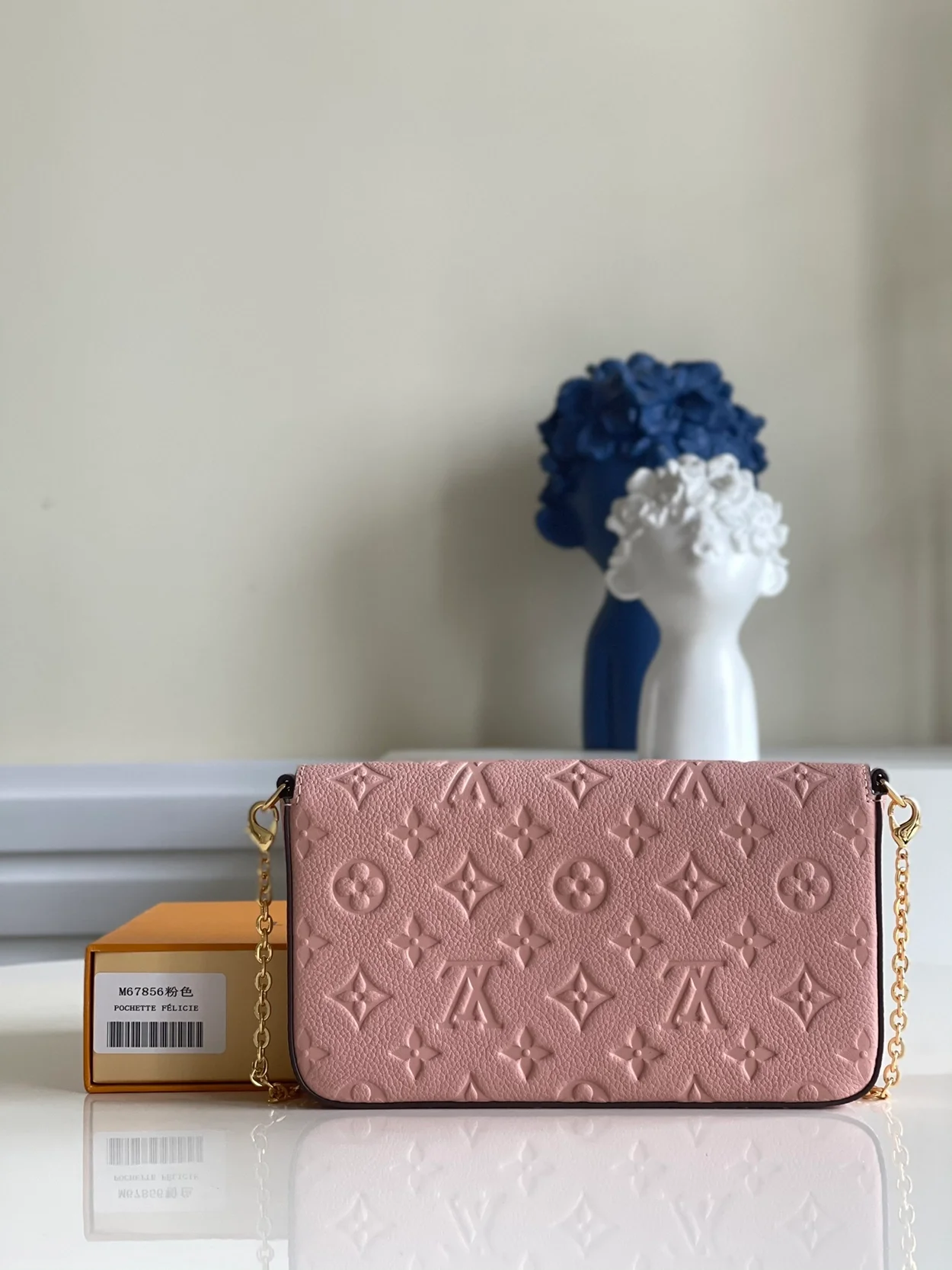 루이비통 포쉐트 펠리시 M82608