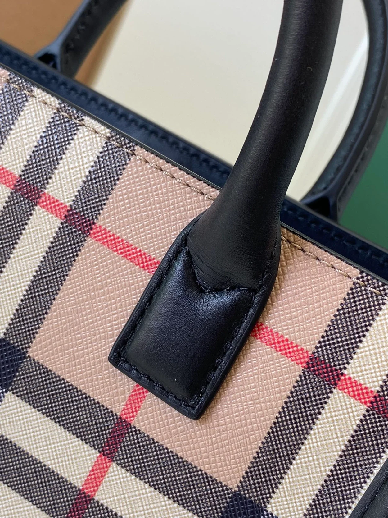 버버리 빈티지 체크 레더 미니 토트백