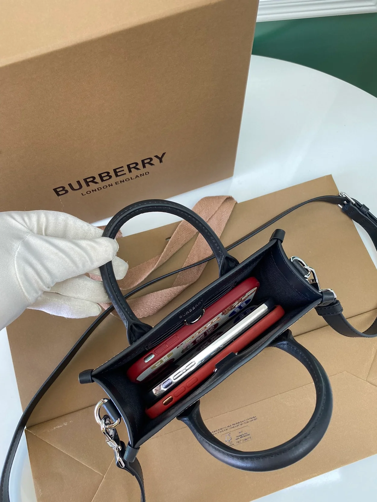 버버리 빈티지 체크 레더 미니 토트백