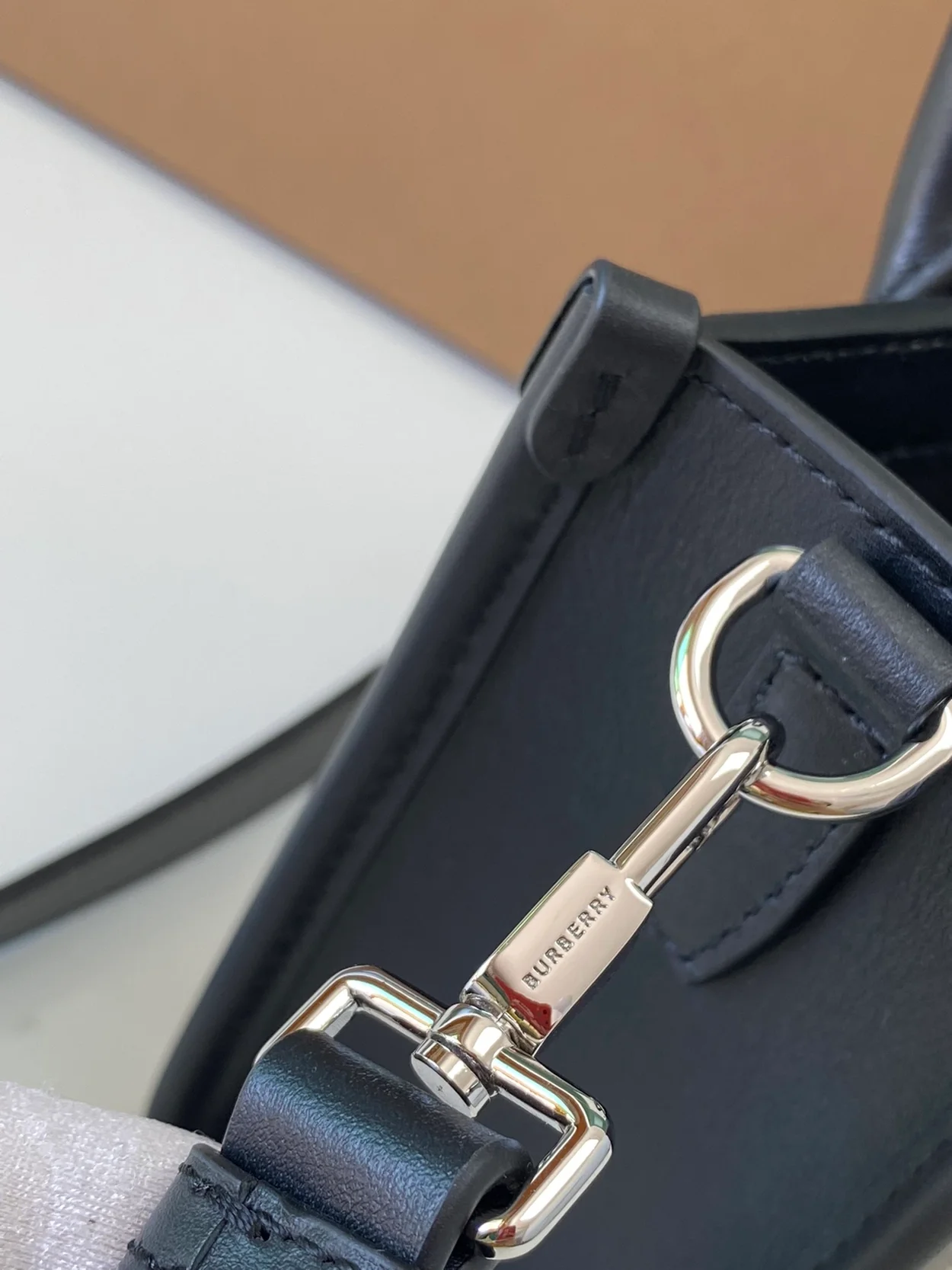 버버리 빈티지 체크 레더 미니 토트백