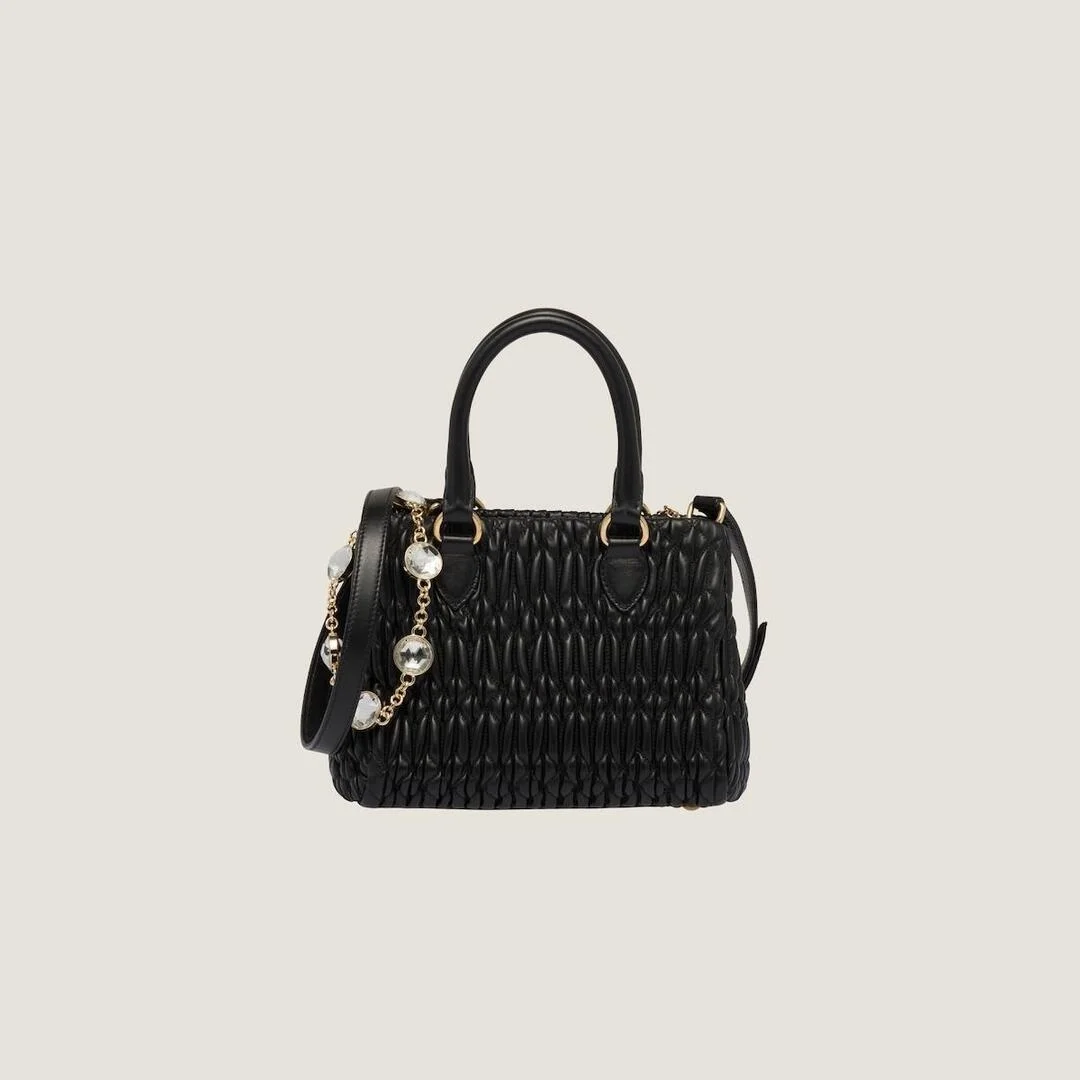 미우미우 크리스털 나파 가죽 핸드백 블랙