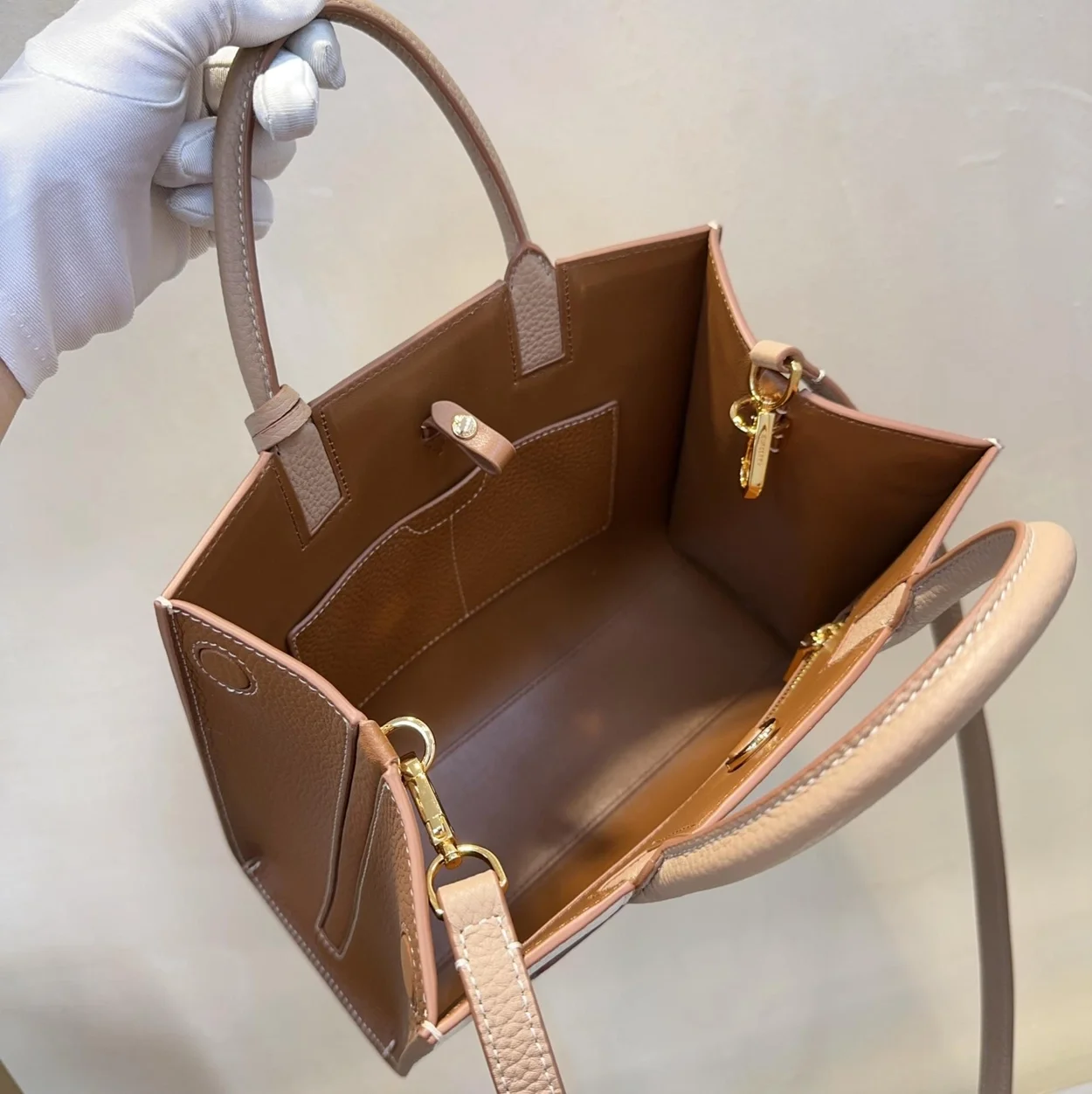 버버리 미니 프란시스 백 웜 탠