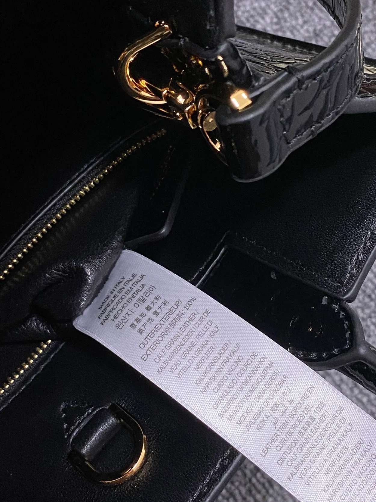 버버리 미니 프란시스 백 크로커다일 블랙