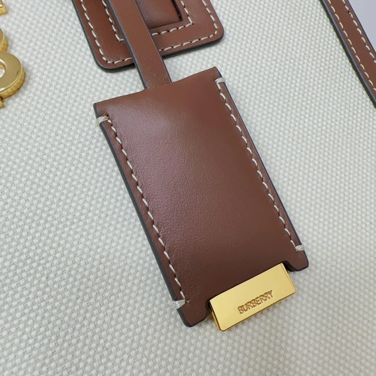 버버리 미니 프란시스 백 내추럴 몰트 브라운