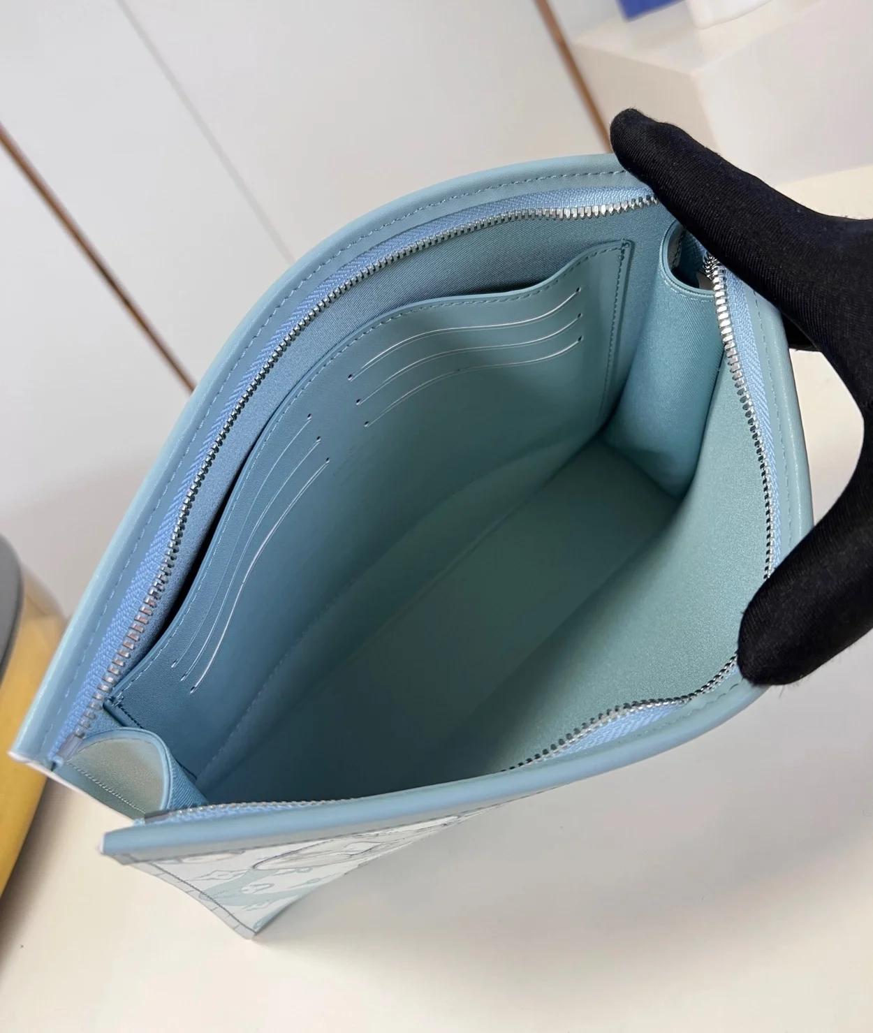 루이비통 포쉐트 보야주 MM M22763