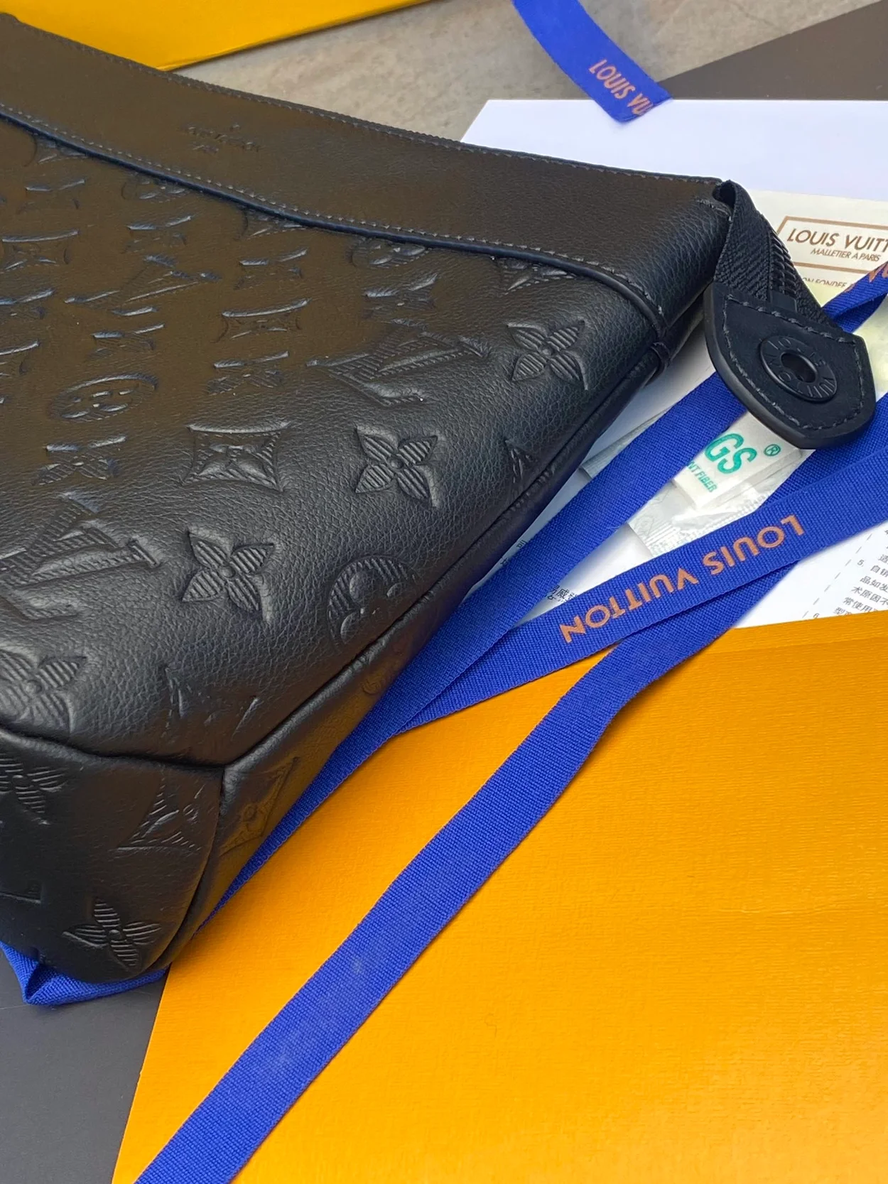 루이비통 포쉐트 보야주 수플 M82545