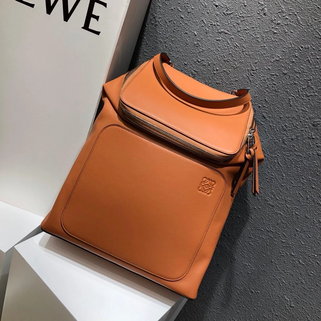 로에베 소프트 카프스킨 고야 백팩 브라운