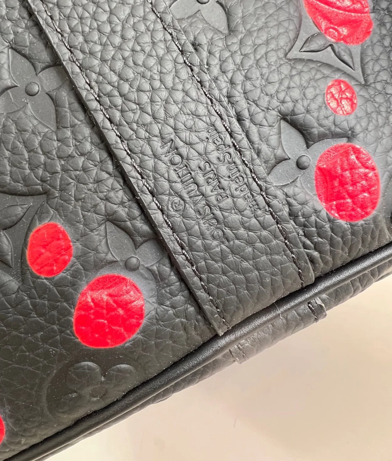 루이비통 x YK 키폴 50 블랙 레드 M21674