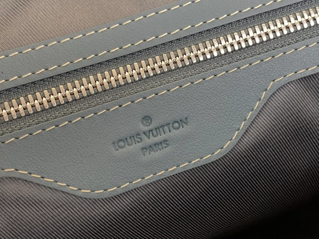 루이비통 키폴 반둘리에 50 M22532