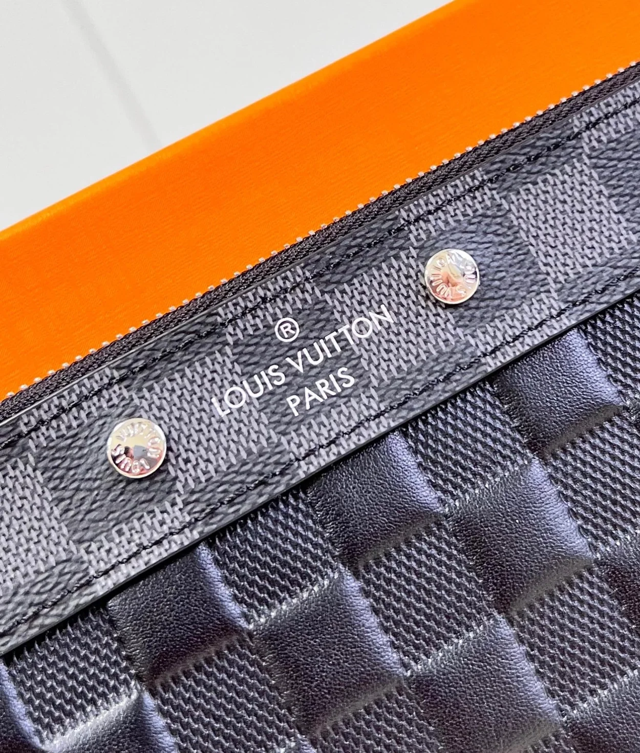 루이비통 다미에 포쉐트 To-Go N60502