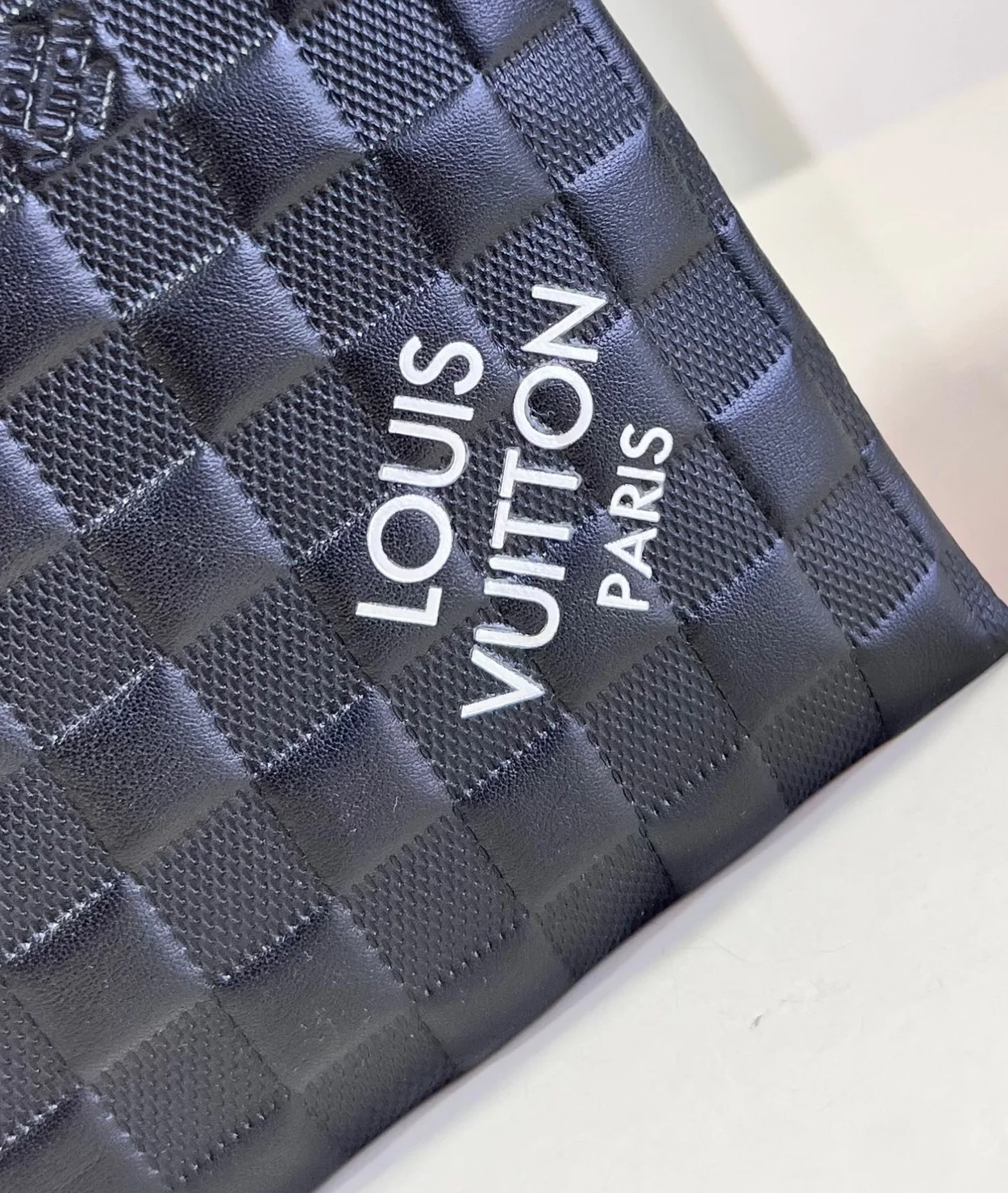 루이비통 다미에 포쉐트 To-Go N60502