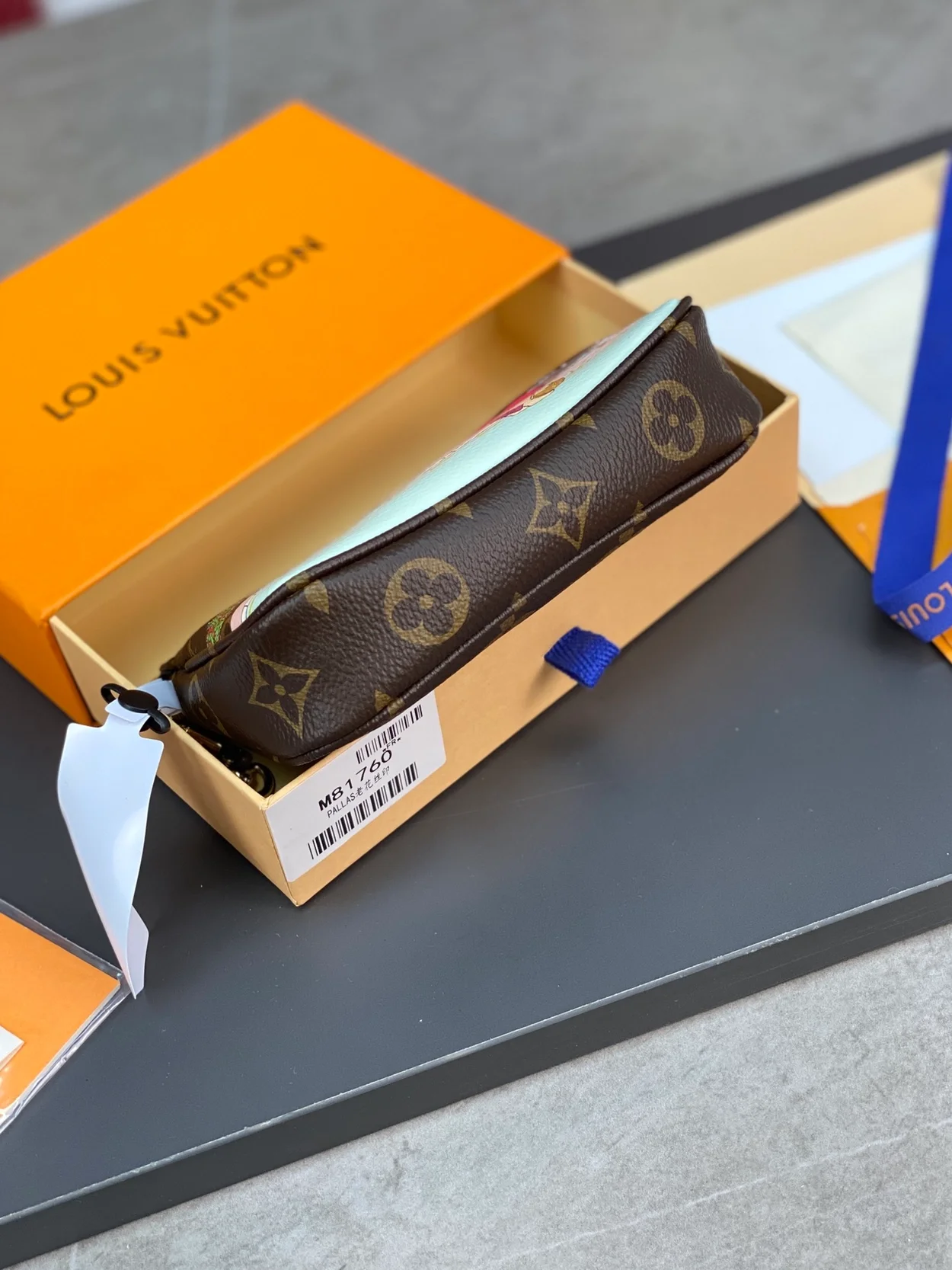 루이비통 미니 포쉐트 악세서리 파우치 M81633