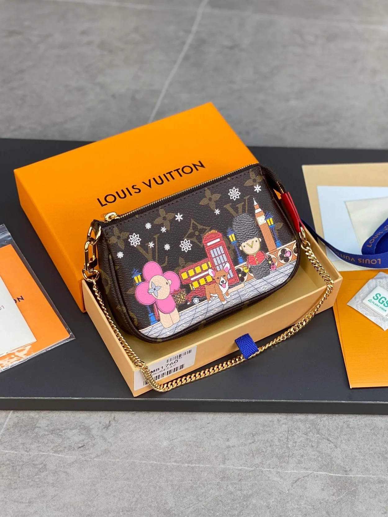 루이비통 미니 포쉐트 악세서리 파우치 M80603