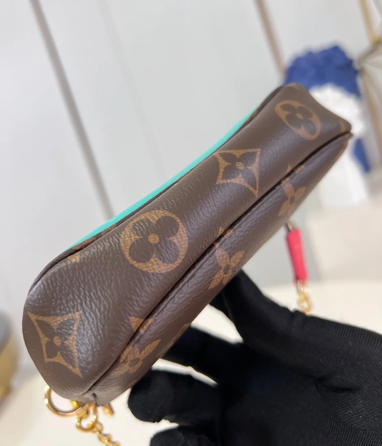 루이비통 미니 포쉐트 악세서리 M82841