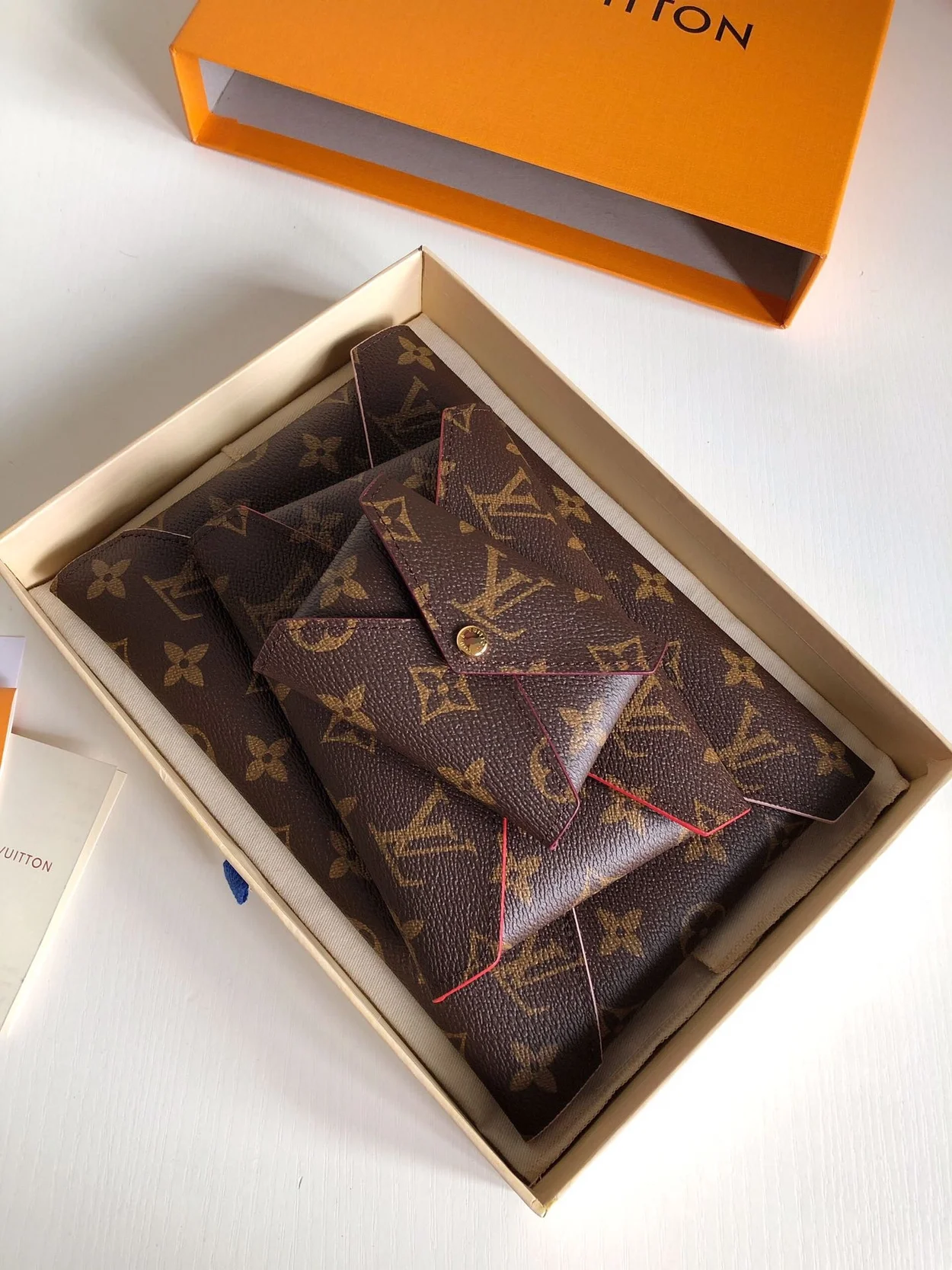 루이비통 포쉐트 키리가미 모노그램 M62034