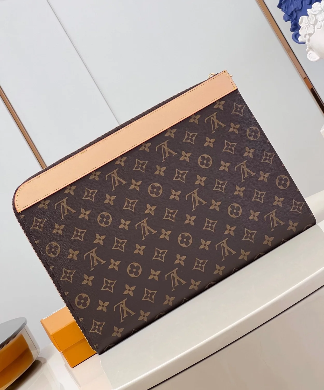 루이비통 포쉐트 주르 클러치 M82540