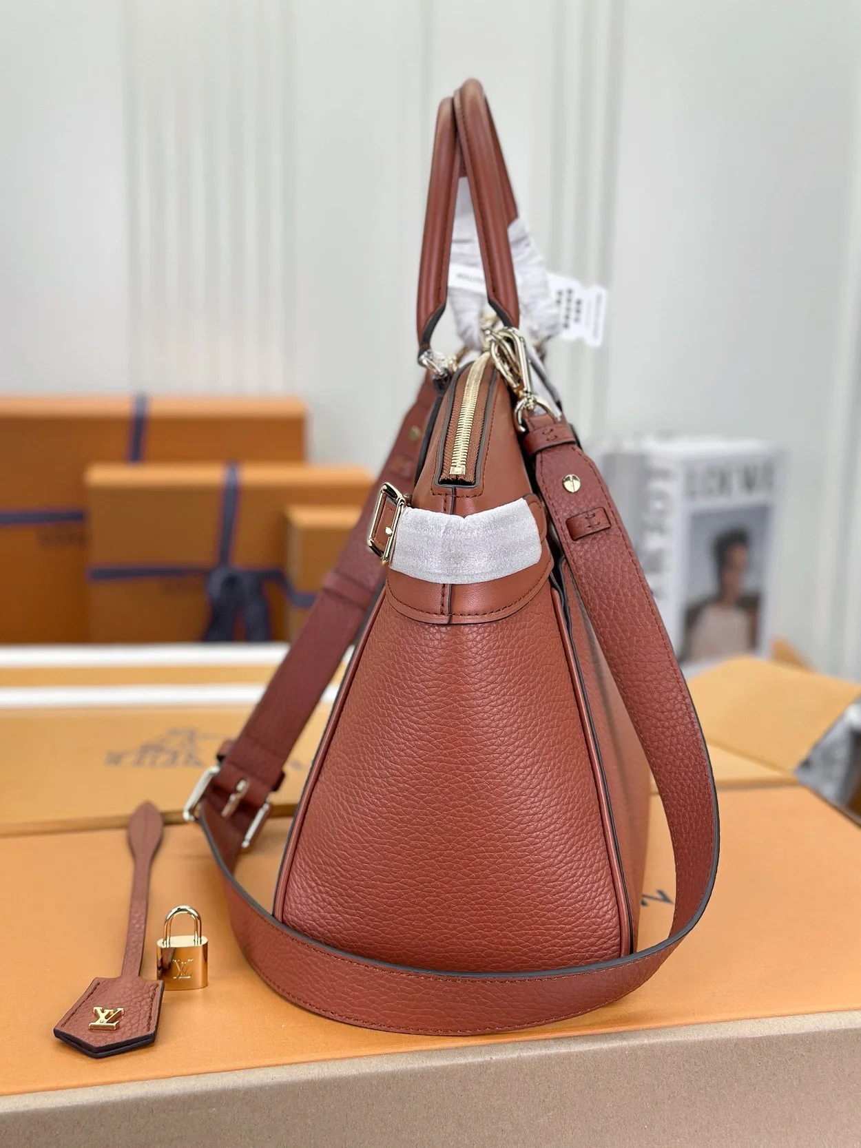 루이비통 락 잇 MM 백 브라운 M22925