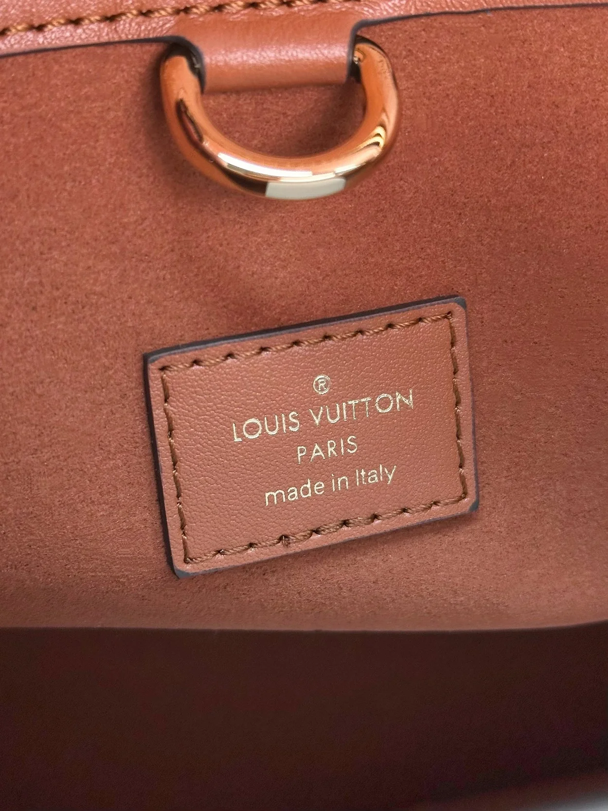 루이비통 락 잇 MM 백 브라운 M22925