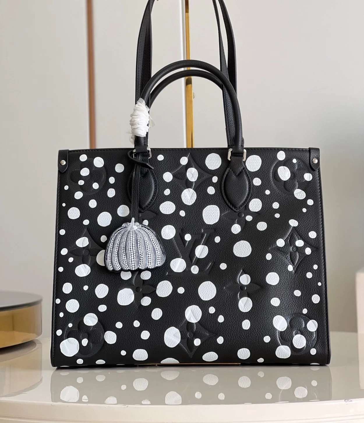 루이비통 x YK 온더고 MM M46389