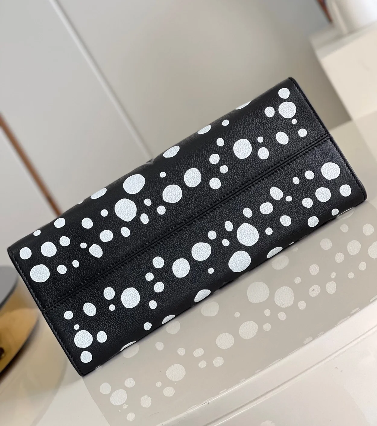 루이비통 x YK 온더고 MM M46389