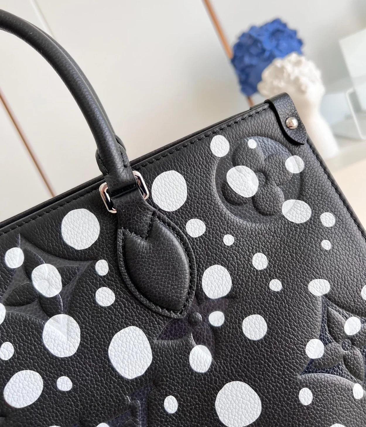 루이비통 x YK 온더고 MM M46389