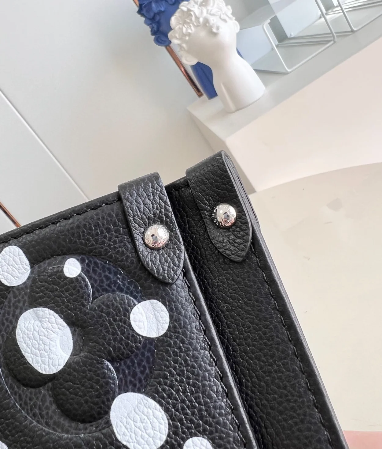 루이비통 x YK 온더고 MM M46389