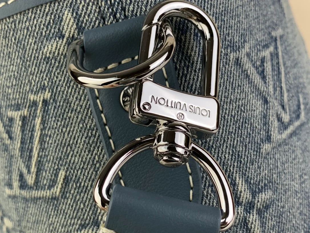 루이비통 위켄드 토트 NM M22537