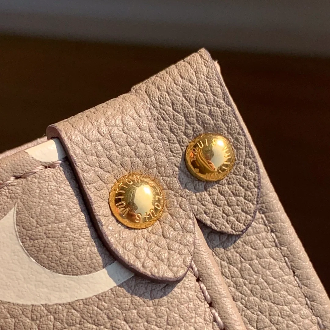 루이비통 온더고 PM M45779