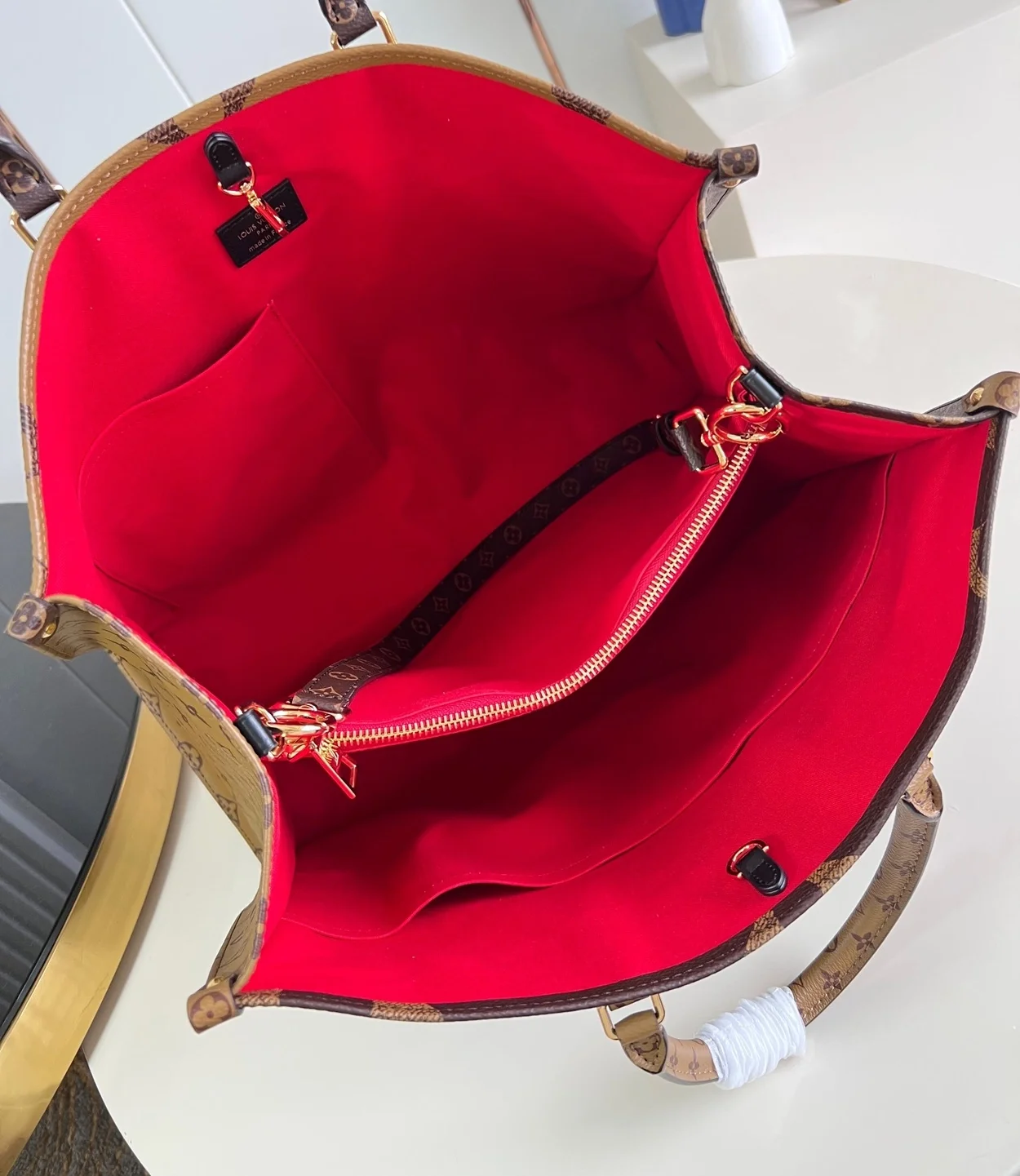 루이비통 온더고 보야주 M46823