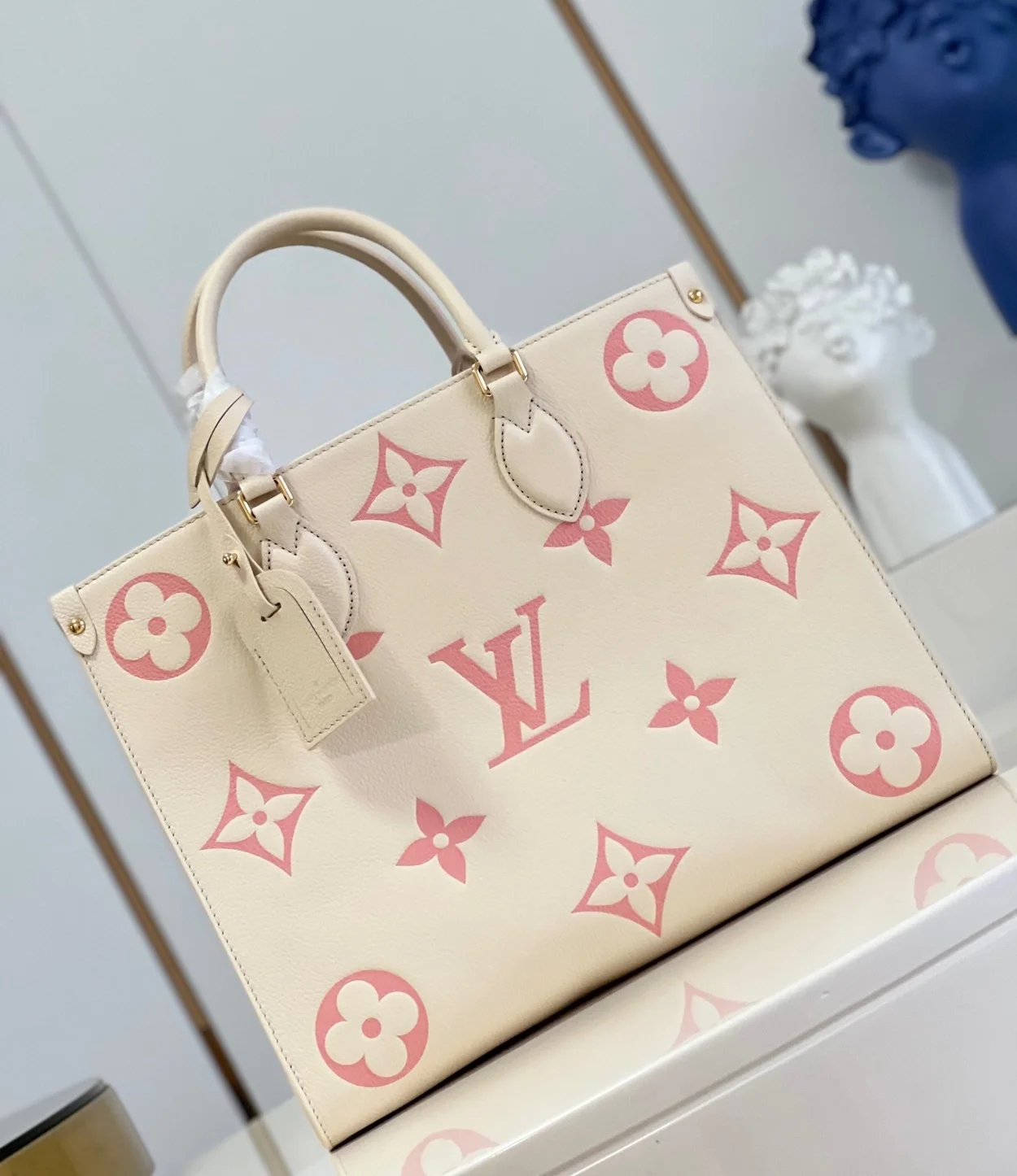 루이비통 온더고 MM M21575