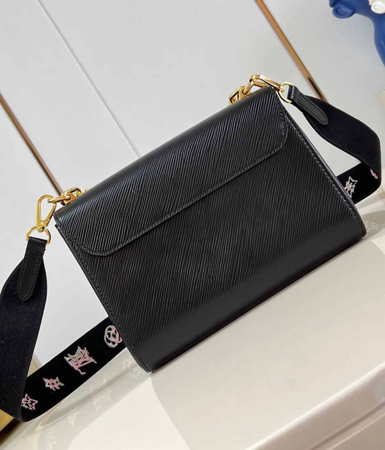 루이비통 트위스트 MM M23389